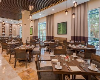 Holiday Inn Monterrey Valle By IHG - Monterrey - Restaurante