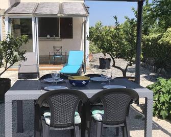Holiday home in Saint-Didier, private pool, intimate settin, pets admitted(1). - Saint-Didier