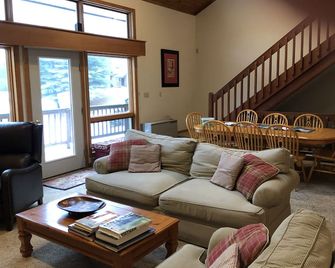 4 bedroom condo has great view of mountains - North Woodstock - Soggiorno