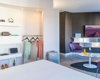 Novotel Suites Malaga Centro - Malaga - Camera da letto