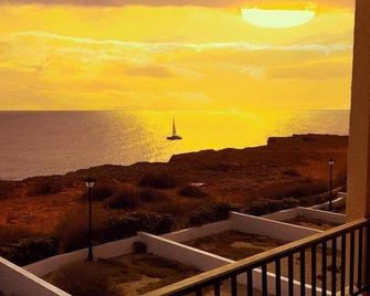 Bluesea Cabo De Baños - Ciutadella - Balkon