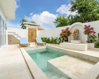 Villa Ben Uluwatu - Baturiti - Bazén