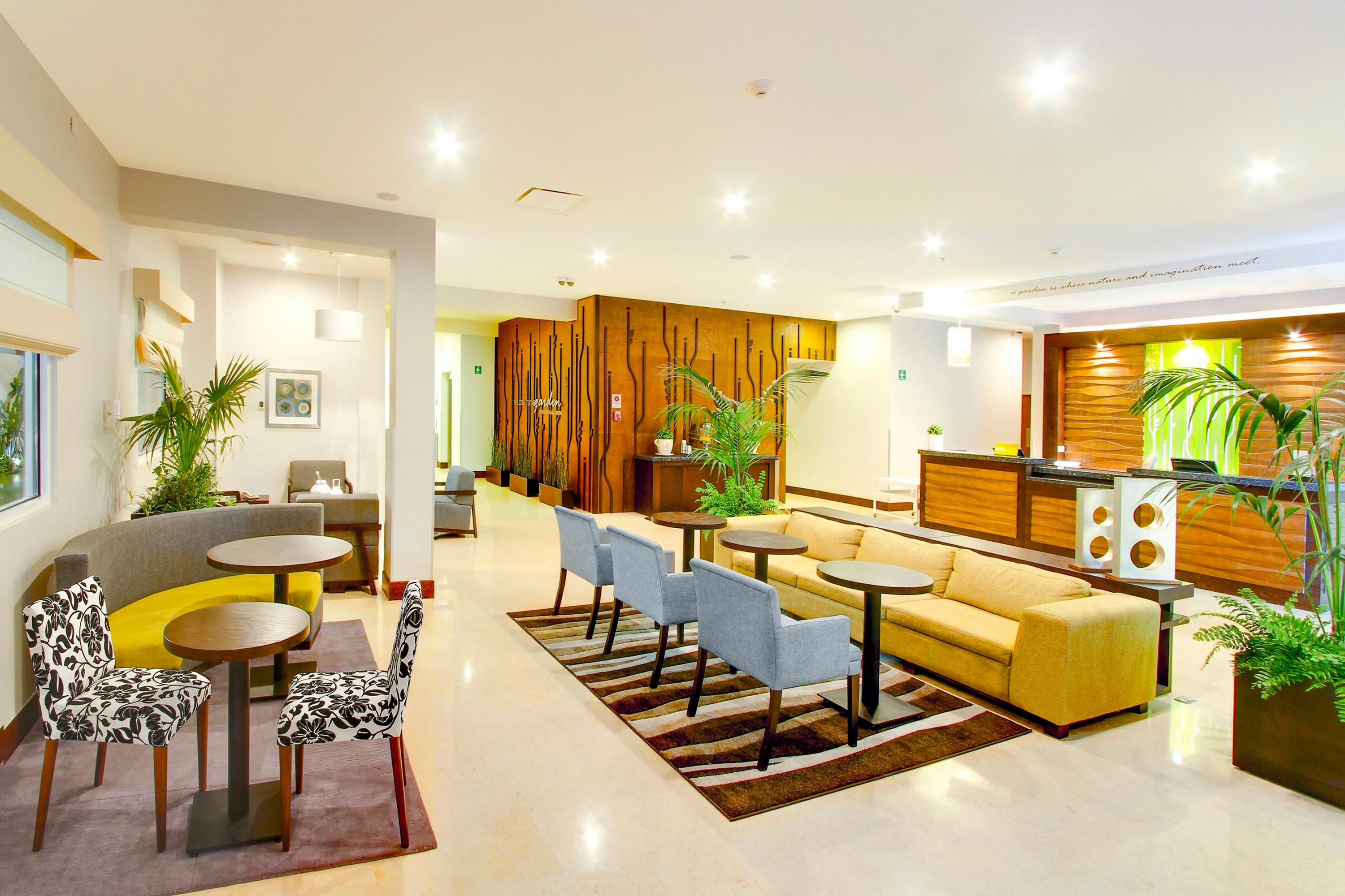 Hilton Garden Inn Queretaro - קרטארו - טרקלין