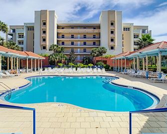 Bright And Cheery 3 2 Overlooking The Es - New Smyrna Beach - Pool