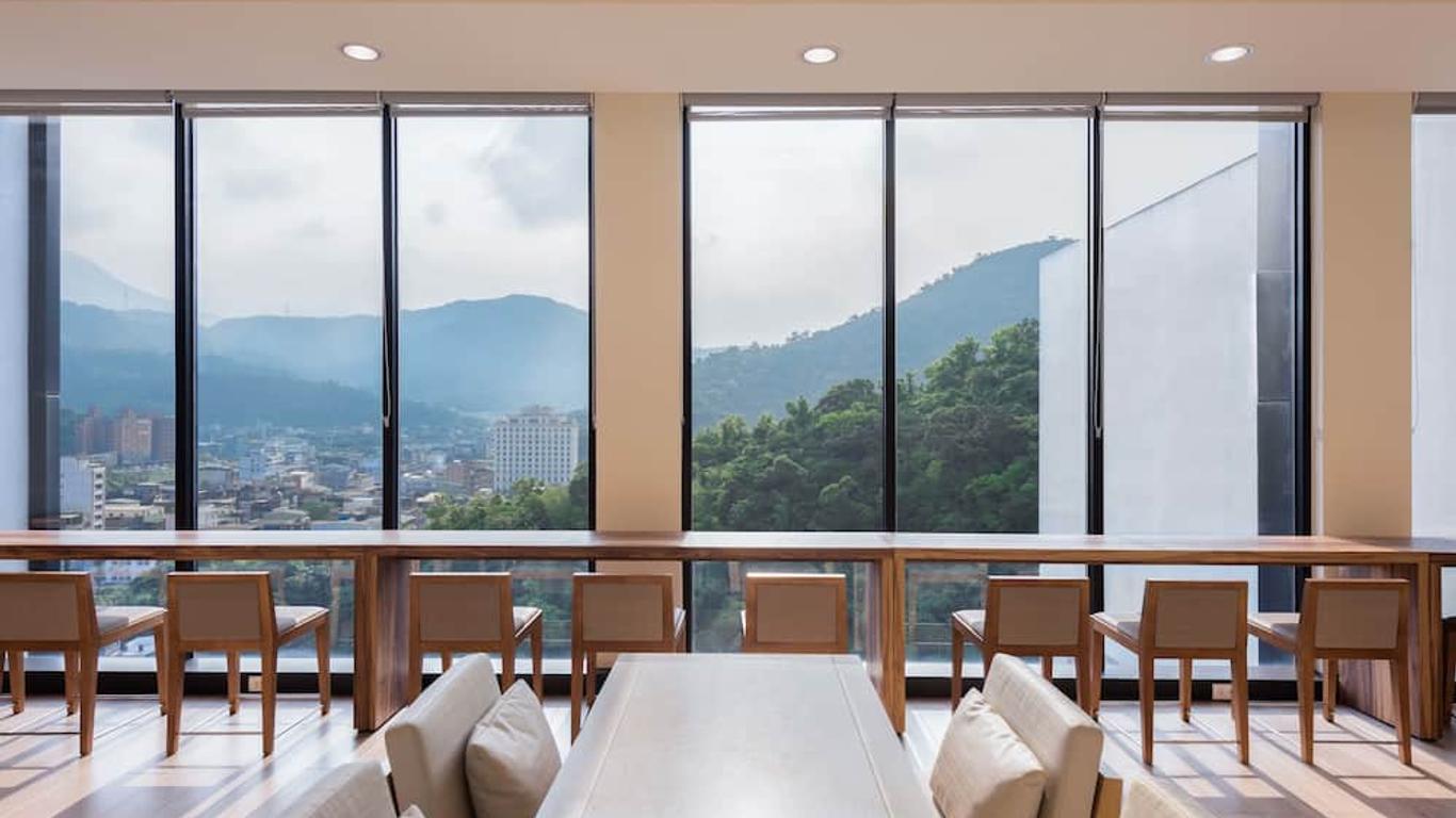 Lakeshore Hotel Suao