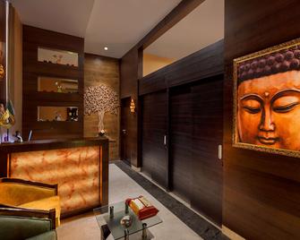 Viraj Sarovar Portico Jammu - Jammu - Front desk