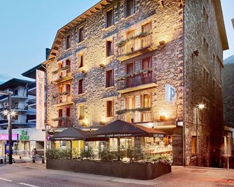 Hotel de l'Isard - Andorra la Vella - Building