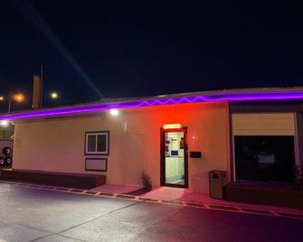Western Holiday Motel - Wichita - Edificio