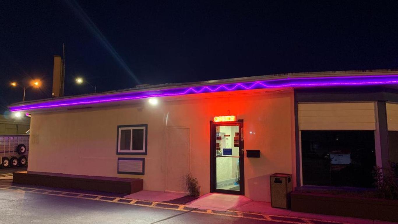 Western Holiday Motel