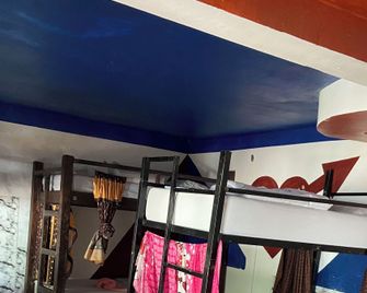 Mekong Backpackers Hostel - Pakbèng - Recepción