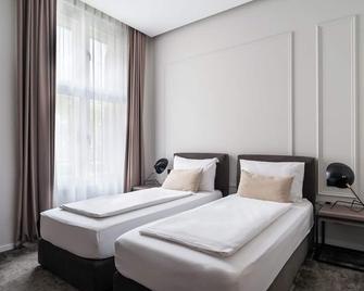 Manda Heritage Hotel - Zagreb - Bedroom