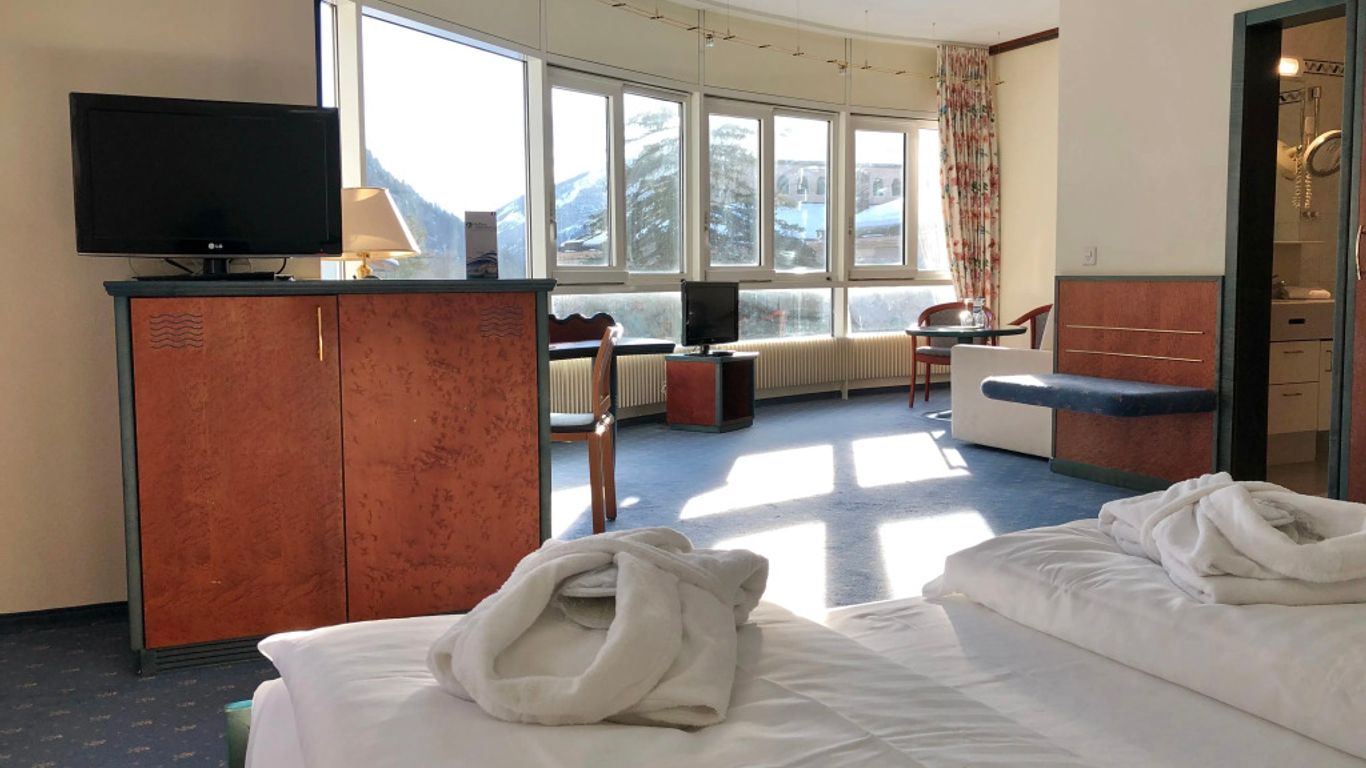 Thermal Hotels & Walliser Alpentherme Leukerbad