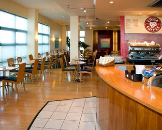 Premier Inn London Wimbledon South - London - Restaurant