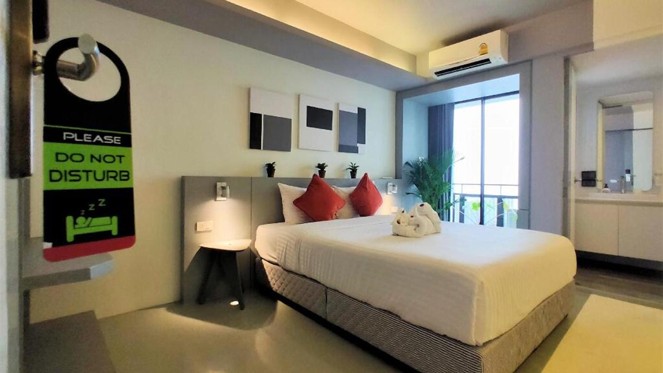 Silom Studios