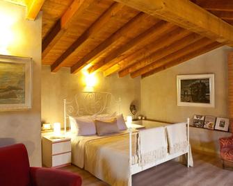 Castello Oldofredi - Monte Isola - Habitación
