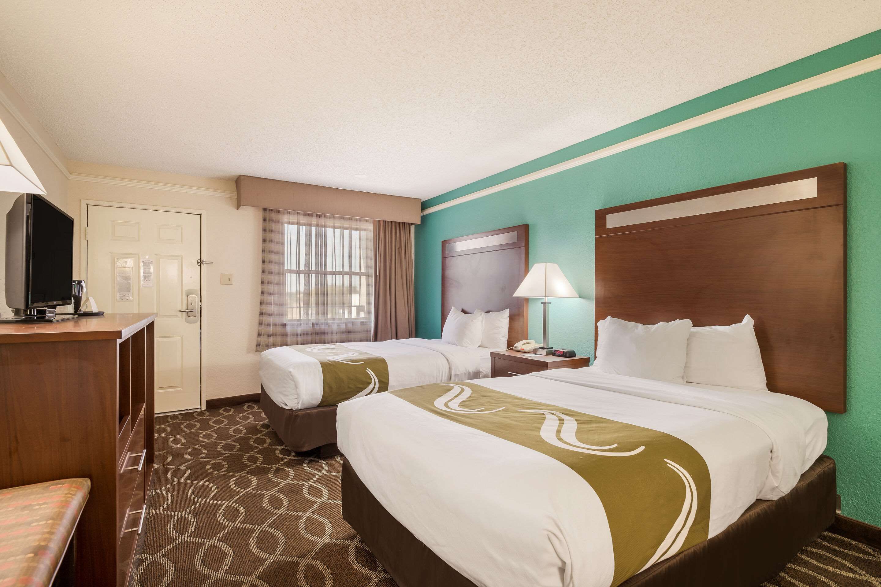 Bedroom view of Quality Inn Tulsa Central