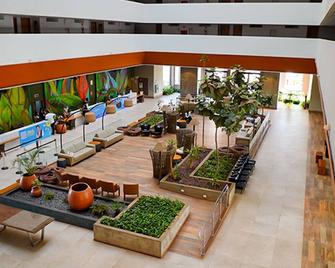 Hot Beach Resort - Olímpia - Lobby