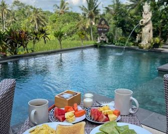 Dukuh Village Villas & Art - Tegalalang