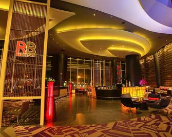 Amaranth Suvarnabhumi Hotel - Free Suvarnabhumi Airport Shuttle - Mueang Samut Prakan - Lobby