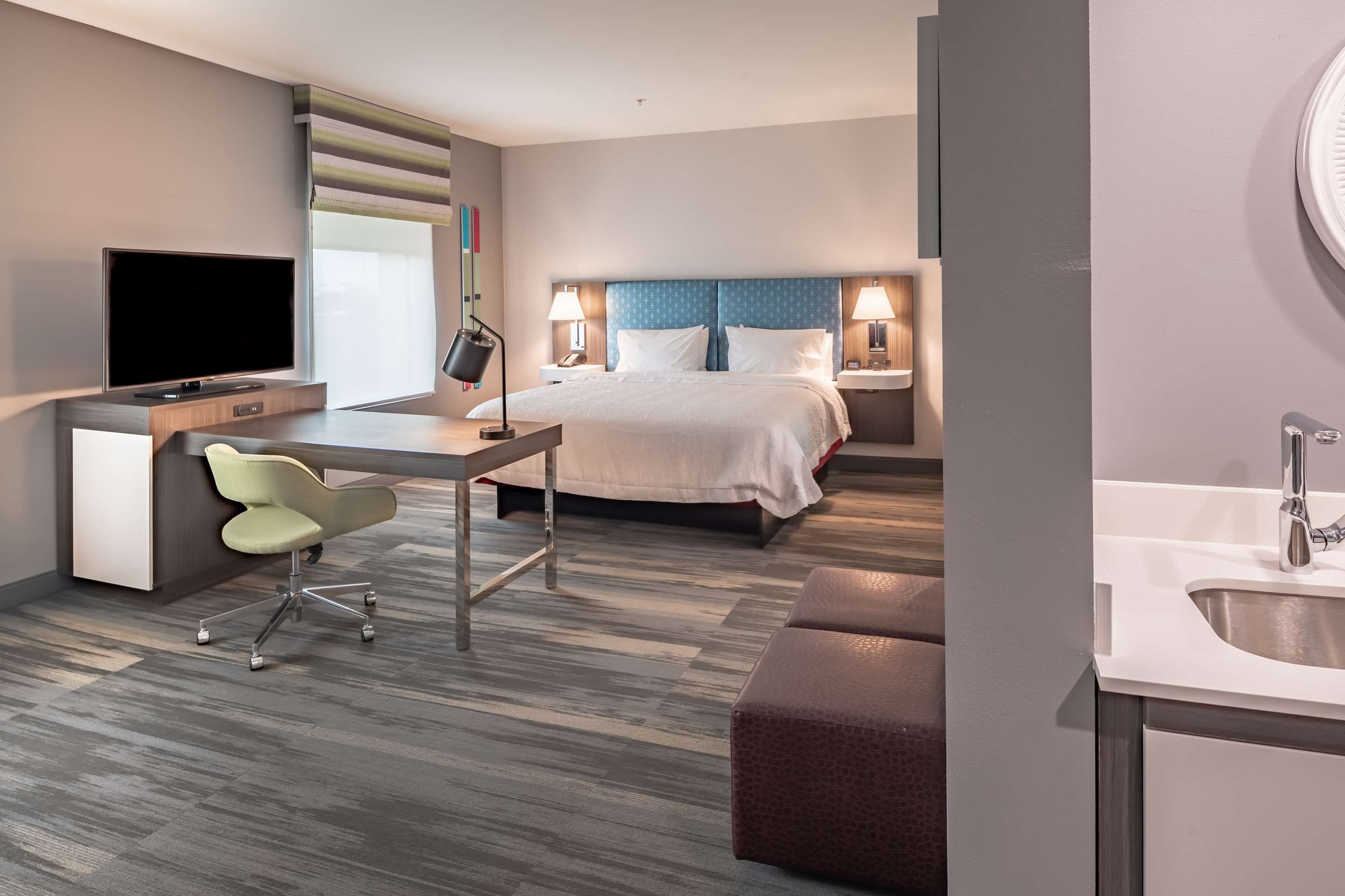 Hampton Inn & Suites by Hilton Plano Dallas thumbnail 3