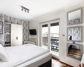 Port Rybaki & Vine Agritourism - Brodnica - Bedroom