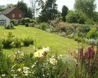 The Hall Farm Bed And Breakfast - Huntingdon - Näkymät ulkona