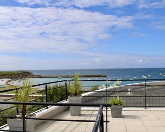 Appartement vue mer - plage à 30m - Cléder - Balcon
