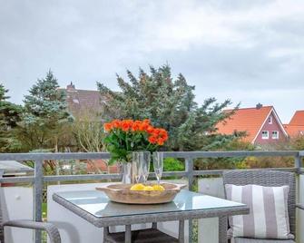 Haus-Berthin-Bleeg-App-4 - Wenningstedt-Braderup - Balkon