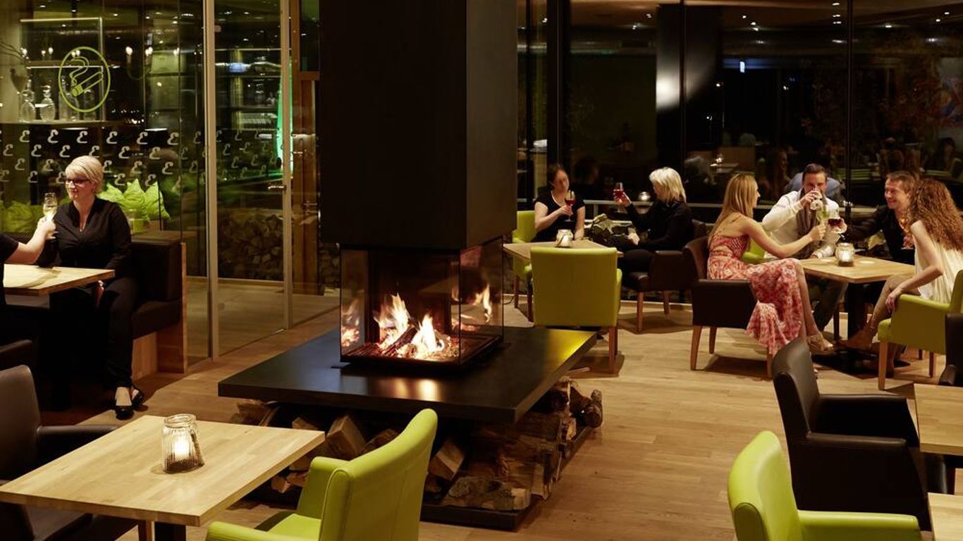 Hotel de l'Ecluse Superior