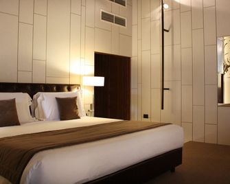 Piazza Del Gesù Luxury Suites - Rome - Bedroom