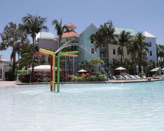 Full access to Atlantis water park - Nassau