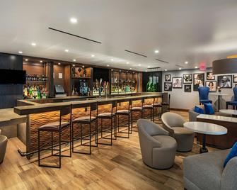 Four Points by Sheraton Los Angeles Westside - Culver City - Lobby