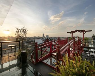 Kecho Legacy Hotel Hanoi & Spa - Hanoi - Balcony