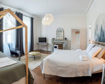La Grande Maison Mazamet - Mazamet - Bedroom