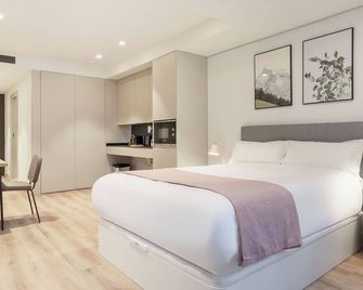 limehome Madrid Calle de Juan Hurtado de Mendoza - מדריד - חדר שינה