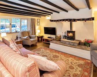 Cottage in Ingleton near Yorkshire Dales - Ingleton - Living room