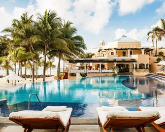 Royal Hideaway Playacar - פלאיה דל כרמן - בריכה