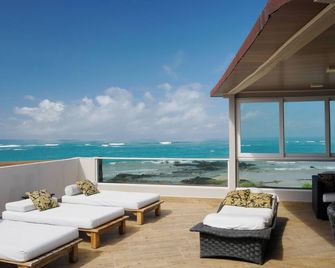Iguana Crossing Boutique Hotel - Puerto Villamil - Balcone