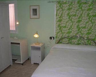Villa Pachita - Alhama de Aragón - Chambre