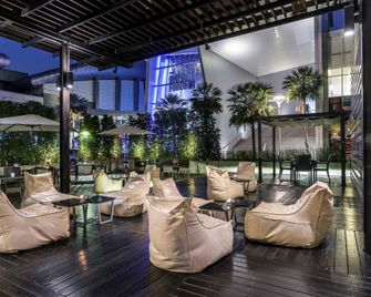曼谷諾富特因帕特酒店 - 暖武里 - 酒吧