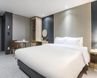 Jj Hotel - Seongnam - Habitación