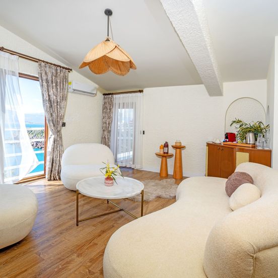 Qinn Hotel image 1