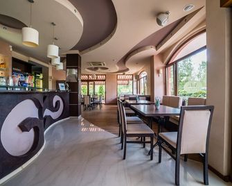 Step - Nesebar - Restaurante