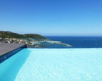 Affittimoderni Castelsardo Miramare - Castelsardo - Piscina