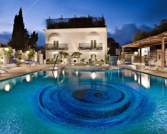 Villa Blu Capri Hotel - Anacapri - Piscina
