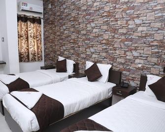 St. Thomas Inn - Chennai