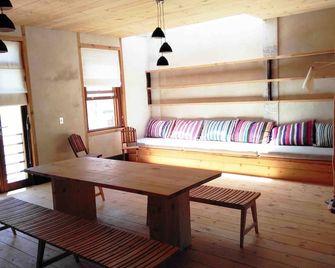 Bokaap Eco-apartment with views of the Mother City & Table Mountain - Cape Town - Dining room