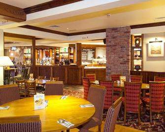 Premier Inn Maidstone (West Malling) - Maidstone - Bar
