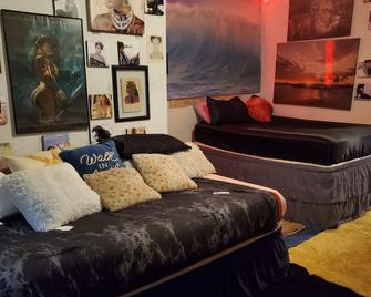 The Love Lounge Miami Beach & its 420 Friendly - Miami Beach