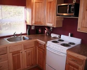 Triple R Cottages- 6 cabin - Estes Park - Cocina